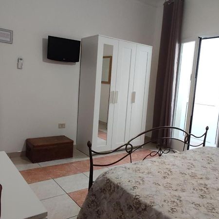 Da Vinci Affittacamere Borgo Taranto Exterior foto